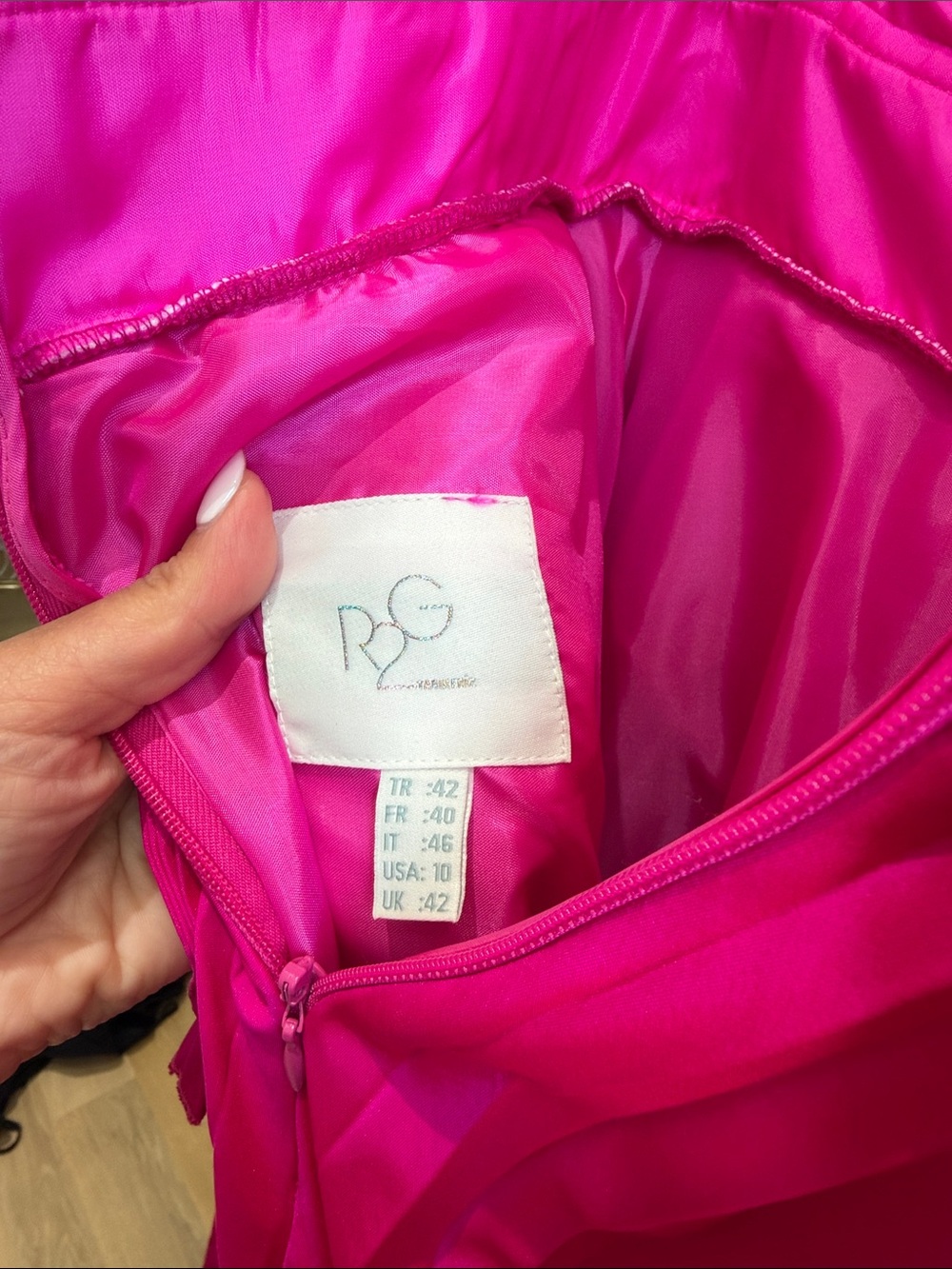 Tarik Ediz Fuchsia One-Shoulder Ruffled Evening Gown 42/US10 - Picture 7 of 8